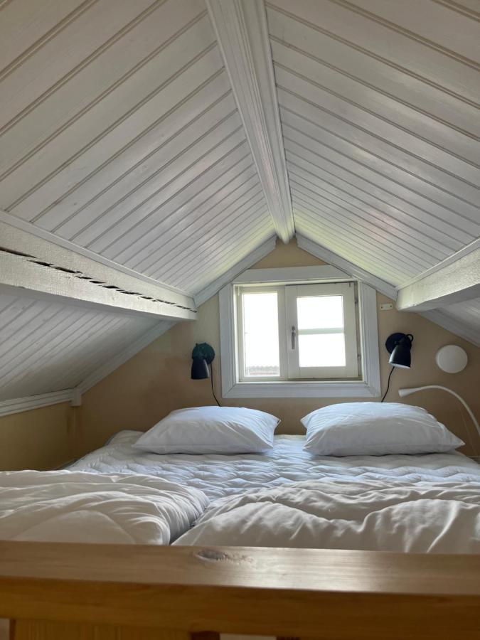 Lodge I Centrala *